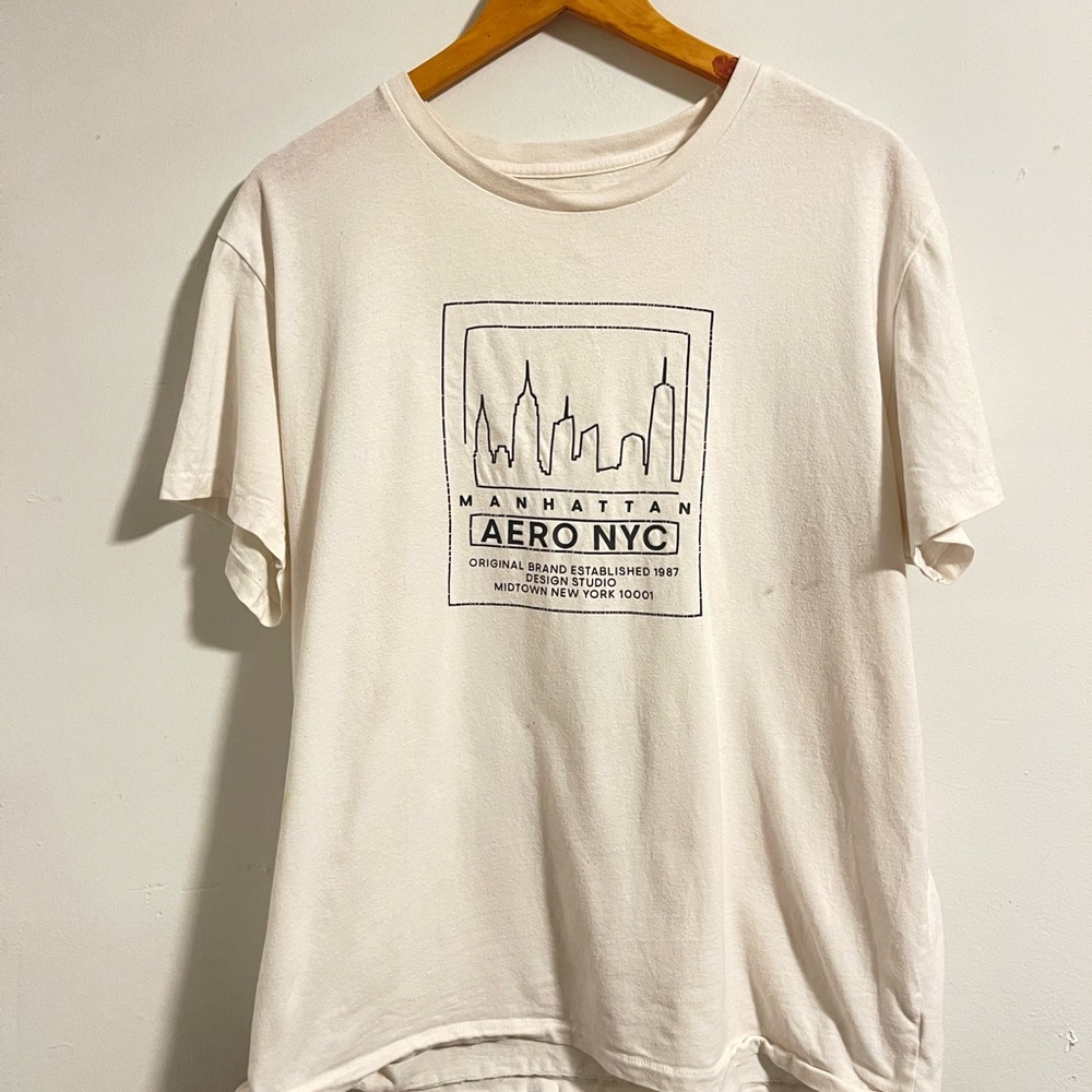 Manhattan Aero Graphic Tee - White
